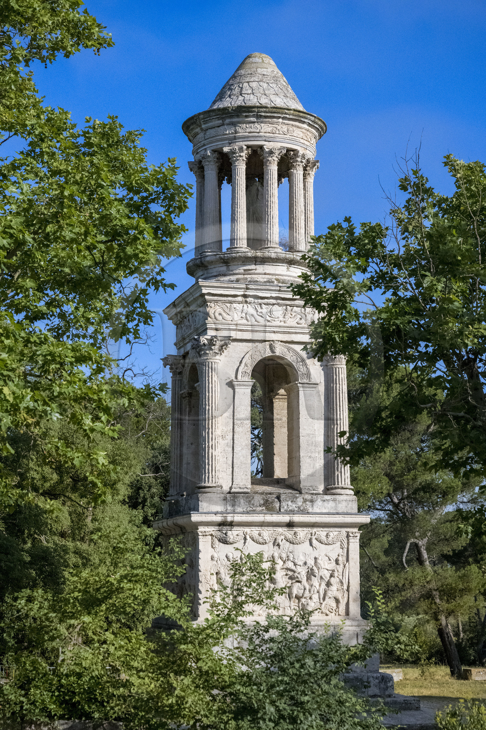 France, Bouches du Rhone, Regional Natural Park of the Alpilles, Saint Remy de Provence, les Antiques de Glanum, Gallo-Roman cenotaph erected between -30 and -20 BC in memory of a man from the Julii family