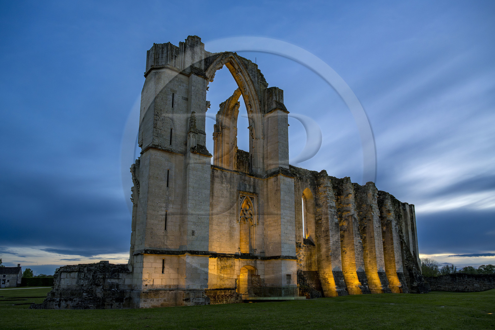 France, Vendée (85), Parc Interrégional du Marais Poitevin labellisé Grand Site de France, Maillezais, vestiges de l'abbaye Saint-Pierre de Maillezais