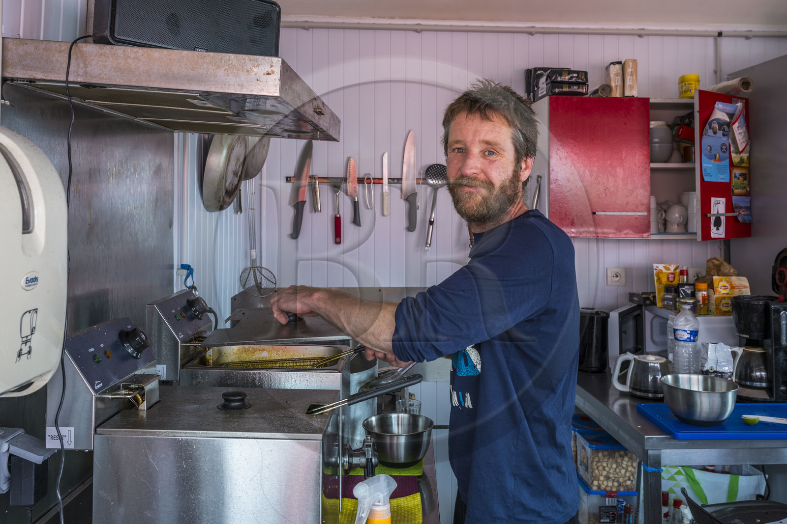 France, Finistère (29), Mer d'Iroise, Ile de Molène, restaurant et gite Chez Albin, Albin Le Berre
