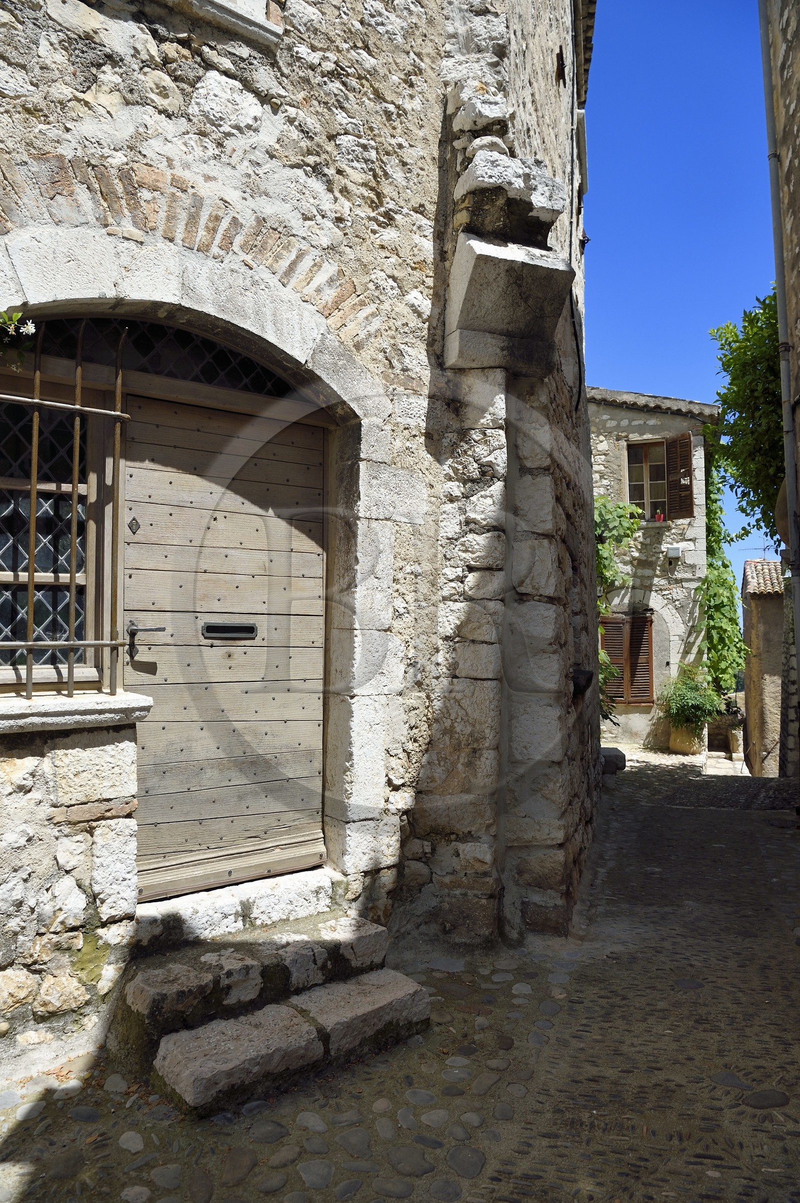 France, Alpes-Maritimes, Saint Paul de Vence, in the alleys of the village
