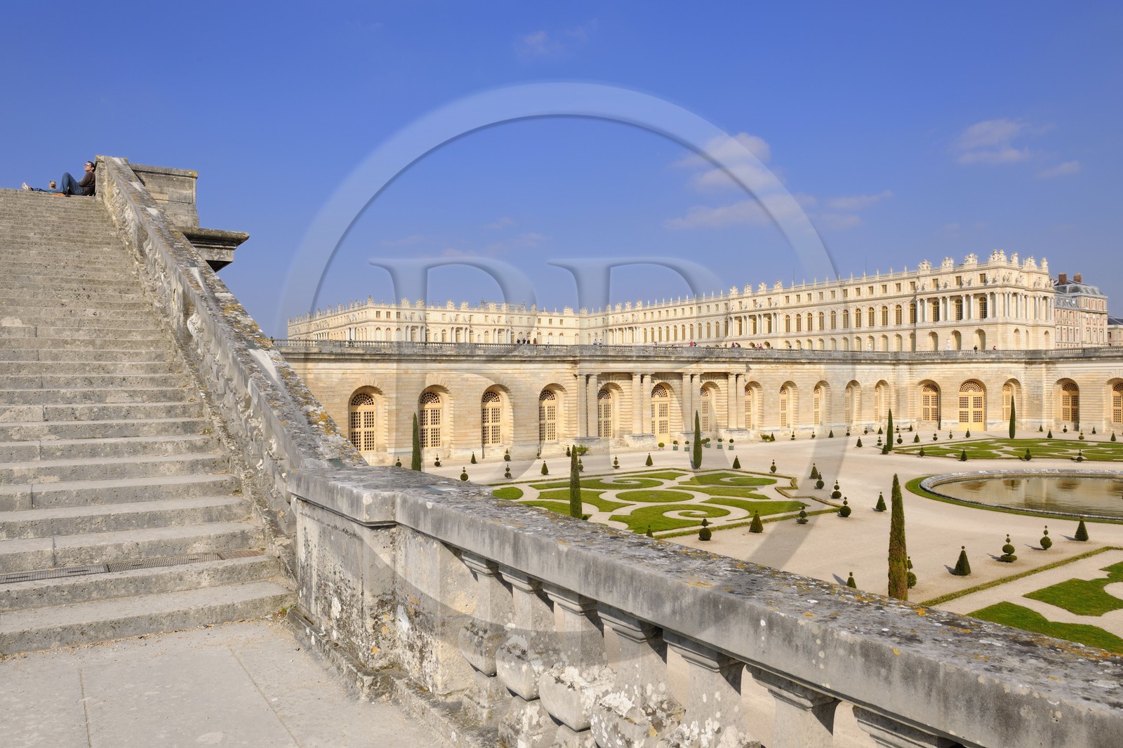 France, Yvelines (78), parc du château de Versailles, classé Patrimoine Mondial de l'UNESCO, l'Orangerie et son parterre