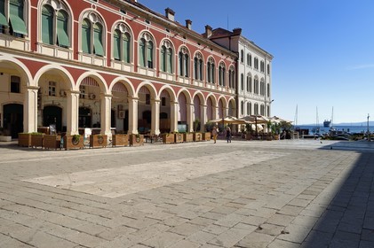 Croatie, Dalmatie, cote dalmate, Split, vieille ville romaine classée Patrimoine Mondial de l'UNESCO, la place de la République