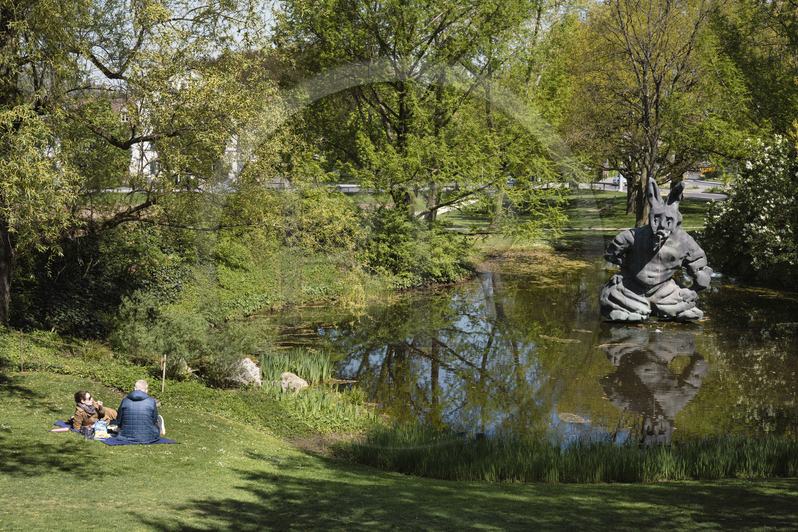 Suisse, Bâle, Riehen, fondation Beyeler, Lièvre (2013) sculpture de Thomas Schütte