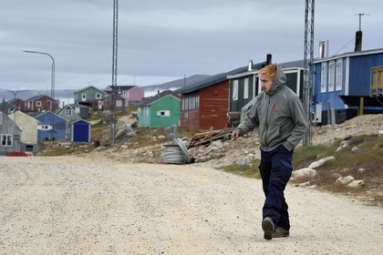 Groenland, cote Nord-Ouest, mer de Baffin, Qaanaaq ou Nouvelle Thule, scène de rue