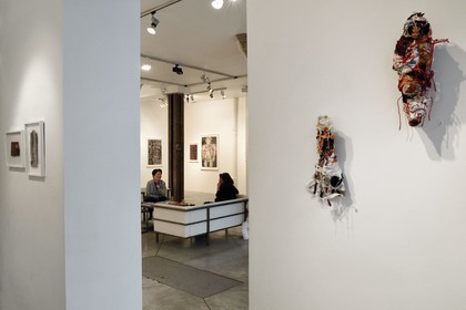 France, Paris, Galerie Christian Berst, galerie d'Art brut, exposition de l'artiste Michel Nedjar