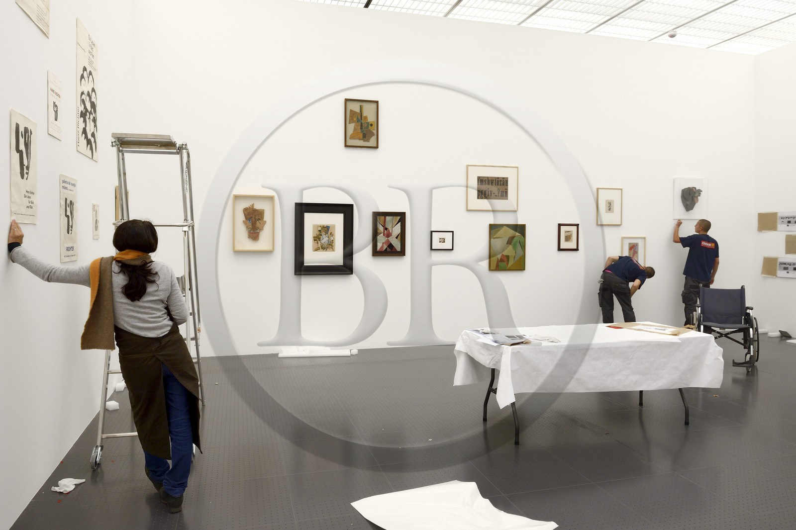 France, Moselle, Metz, Amphitheatre district, Centre Pompidou Metz, art center designed by architects Shigeru Ban and Jean de Gastines, installation of the Hans Richter exhibition