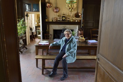 France, Marne (51), village de Saint-Amand-sur-Fion, pièce de vie d'une ferme à pan de bois chez Monique Fuinel