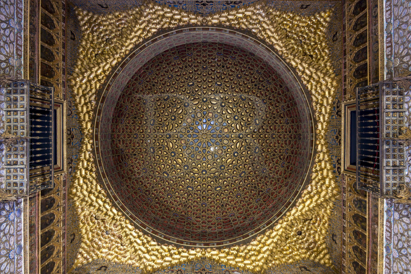 Espagne, Andalousie, Séville, Alcazar de Séville (Reales Alcazares de Sevilla), classé Patrimoine Mondial de l'UNESCO, Palais mudéjar ou de Pierre Ier, salon des Ambassadeurs (salon de Embajadores)