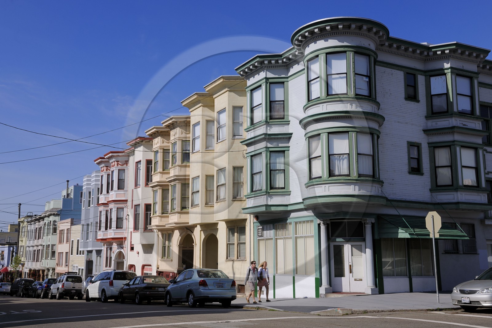 Etats-Unis, Californie, San Francisco, épicerie à l'angle de Mason street et Lombard street dans le quartier de North Beach