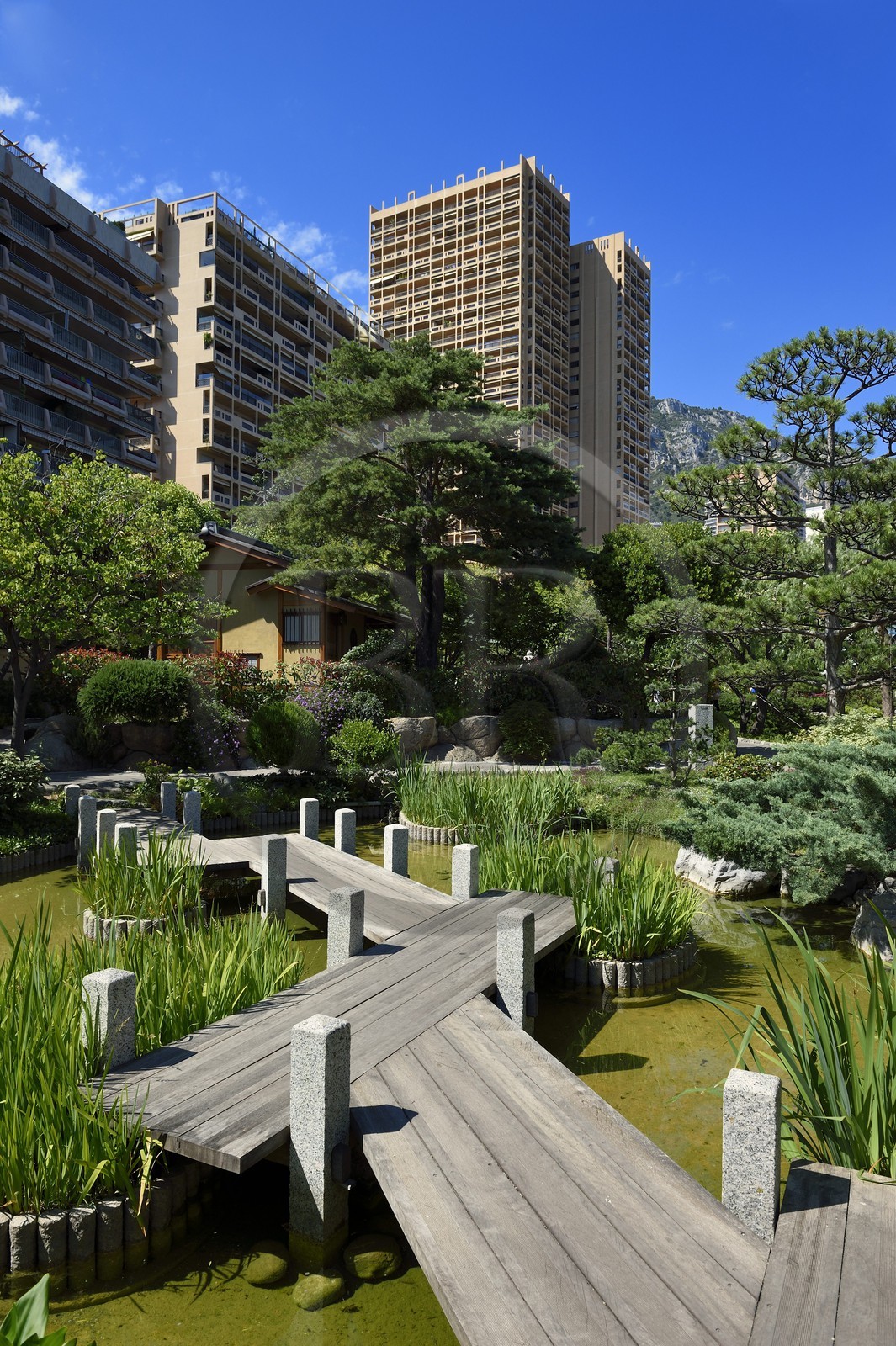 Principauté de Monaco, Monaco, Monte-Carlo, le Jardin Japonais par l'architecte paysagiste Yasuo Beppu