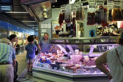 Espagne, Pays basque espagnol, Biscaye, Bilbao, le marché de la Ribera (mercado)