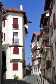 France, Pyrénées-Atlantiques (64), la côte du Pays-Basque, Saint-Jean-de-Luz, la rue de l'Y