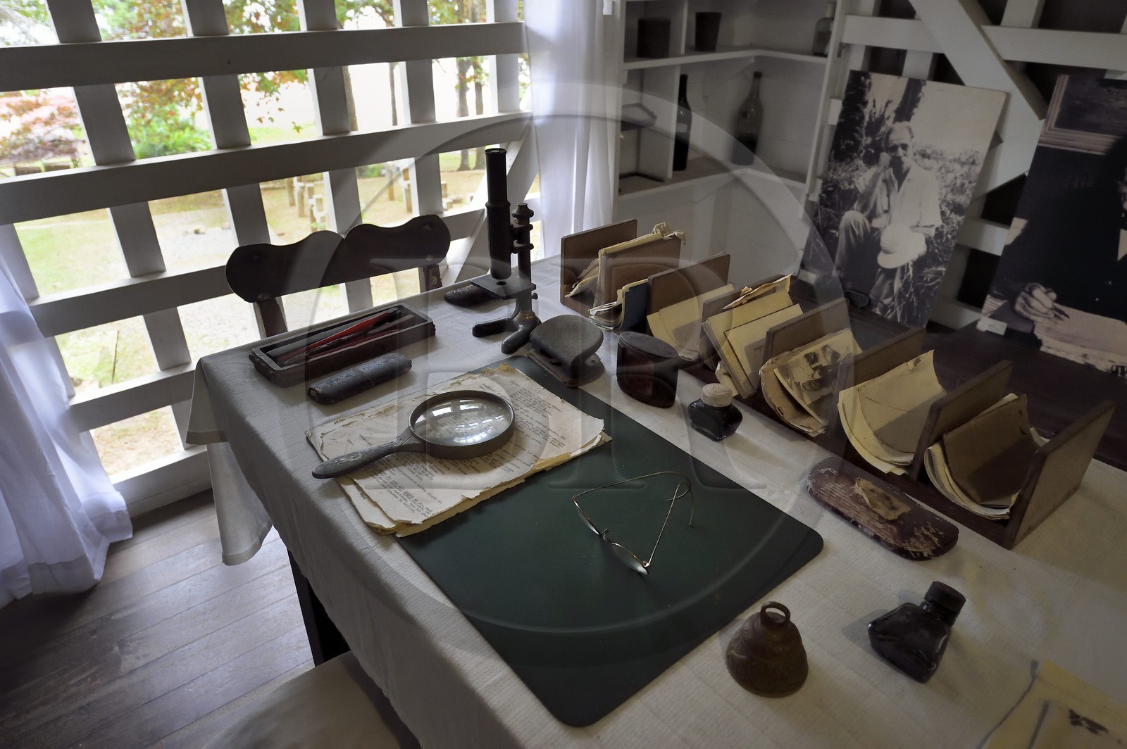 Gabon, Province du Moyen-Ogooué, Lambaréné, l'ancien Hopital Albert Schweitzer devenu musée, le bureau privé d'Albert Schweitzer tel qu'il était le jour de son décès