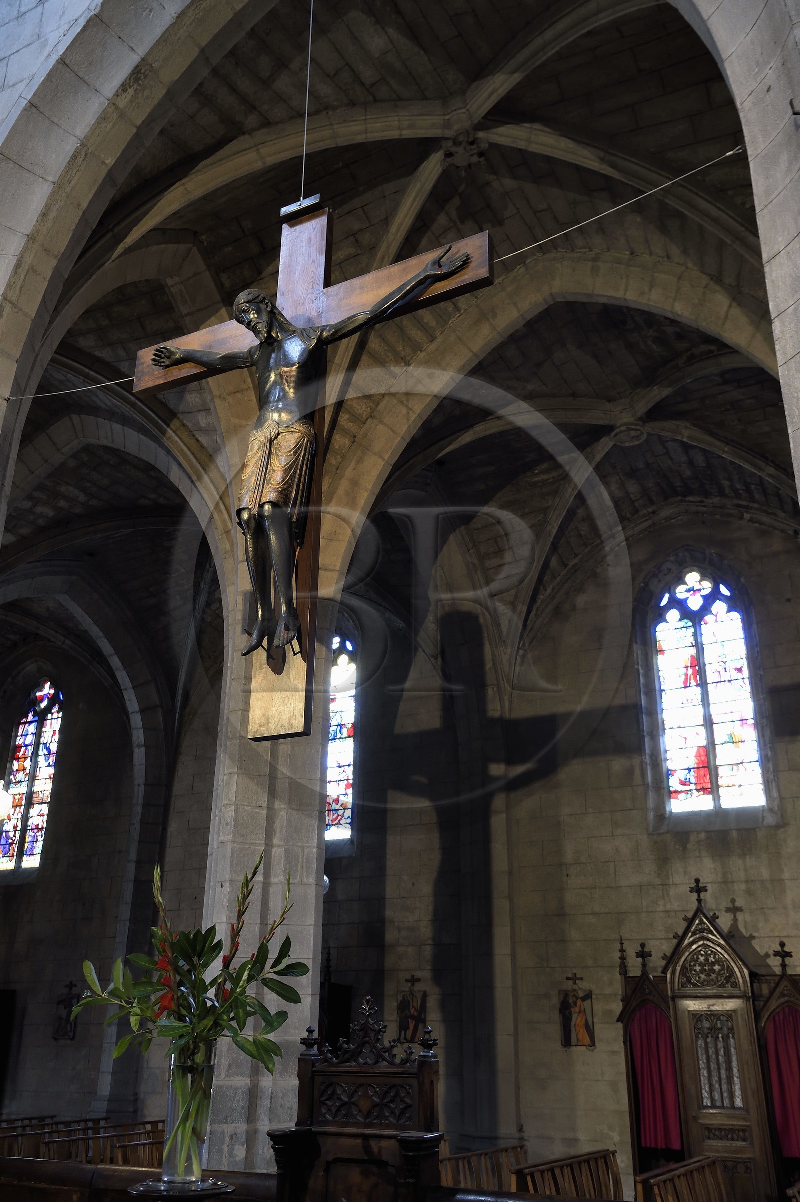 France, Cantal (15), Saint-Flour, cathédrale Saint-Pierre, le Christ noir en bois de noyer peint aussi appelé Beau Dieu noir daté entre le XIe et le XIIIe siècle