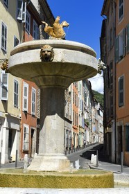 France, Var (83), Draguignan, la fontaine de la place Roger Fréani