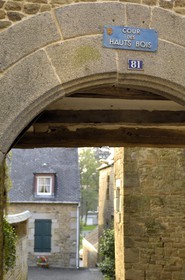 France, Manche (50), Villedieu-les-Poêles, ruelle donnant sur la rue du Dr Havard