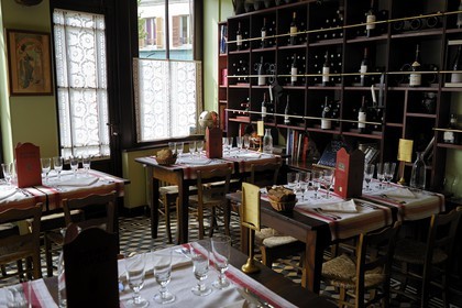 France, Val-d'Oise (95), parc naturel régional du Vexin français, Auvers-sur-Oise, auberge Ravoux où Van Gogh logea avant sa mort, la salle de restaurant du rez-de-chaussée