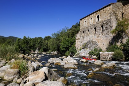 France, Herault, Orb valley, kayaking the river Orb at the moulin de Travassac next to Mons la Trivalle