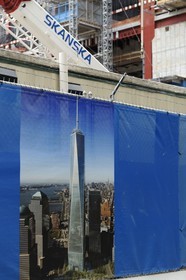 Etats-Unis, New-York, Manhattan, reconstruction du site de Ground Zero avec le One World Trade Center (Freedom Tower)