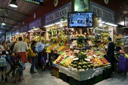 Spain, Andalusia, Seville, Triana district, Triana covered market, greengrocer stall