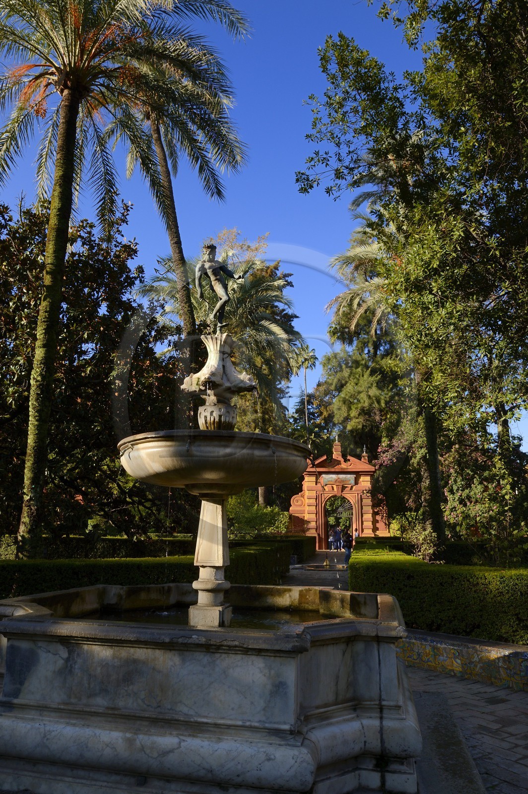 Espagne, Andalousie, Séville, Alcazar de Séville (Reales Alcazares de Sevilla), classé Patrimoine Mondial de l'UNESCO, Jardin des Dames (jardin de las Damas), fontaine de Neptune