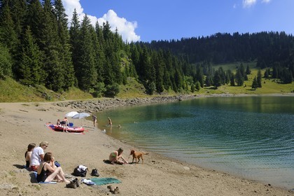 Suisse, canton de Vaud, Villars-sur-Ollon, lac des Chavonnes