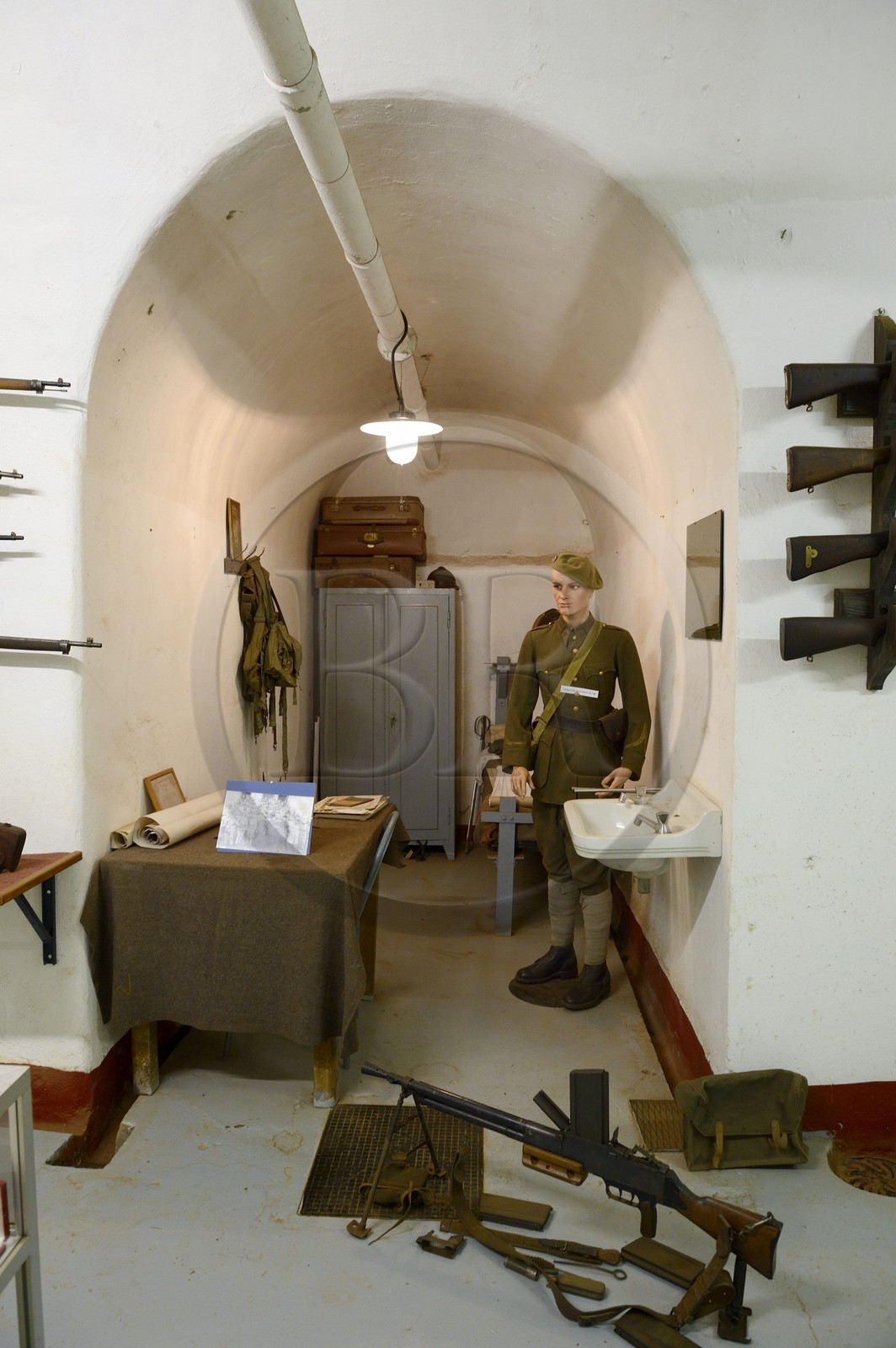 France, Moselle (57), Veckring, Ligne Maginot, forteresse du Hackenberg, présentation de matériels et d'uniformes dans le musée