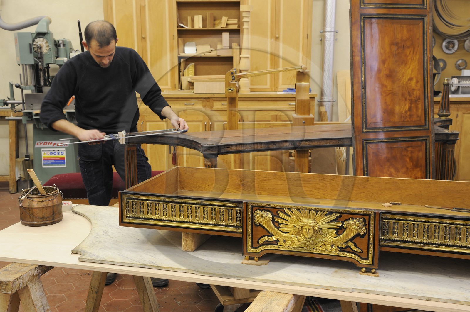 France, Yvelines (78), château de Versailles, ateliers de restauration du château, atelier de menuiserie, Philippe Cuciniello