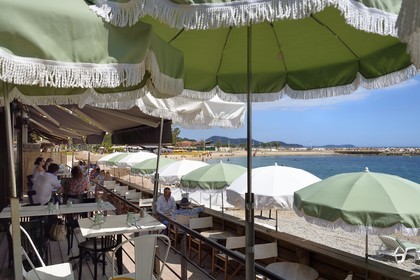 France, Var (83), Toulon, plage du Mourillon, restaurant Il Parasole