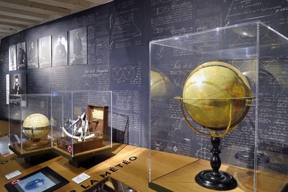 France, Var (83), Saint-Tropez, citadelle du XVIe siècle, musée d'Histoire maritime tropézienne, pièce dédiée à l'école d'hydrographie