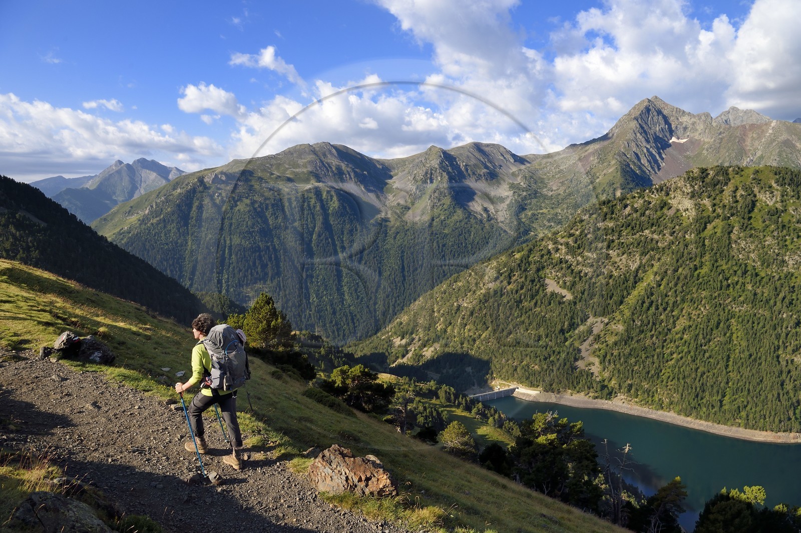 France, Hautes Pyrenees, Saint Lary Soulan and Vielle-Aure, hike on a variant of the GR10 between the Portet pass and the Bastan lakes on the edge of the Neouvielle nature reserve, the Oule lake