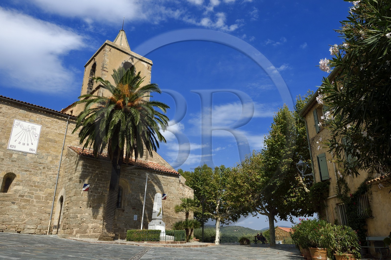France, Var (83), Grimaud, l'église Saint Michel