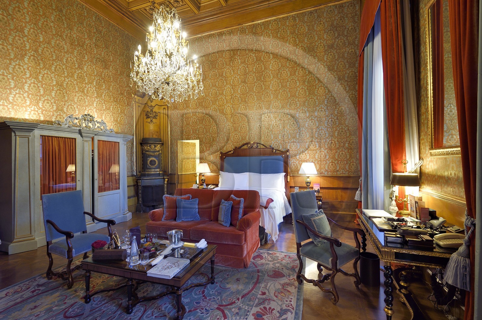 Italie, Toscane, Florence, centre historique classé Patrimoine Mondial de l'UNESCO, Palazzo Della Gherardesca, palace 5 étoiles Four Seasons Hotel Firenze, Granducato suite