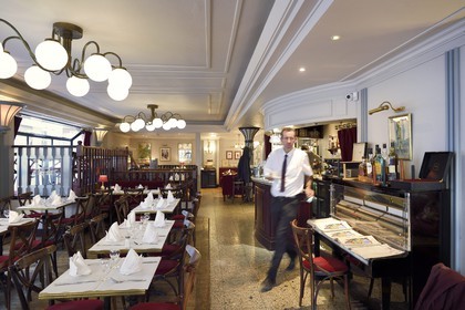 France, Seine-Maritime (76), Rouen, la Brasserie Paul place de la Cathédrale