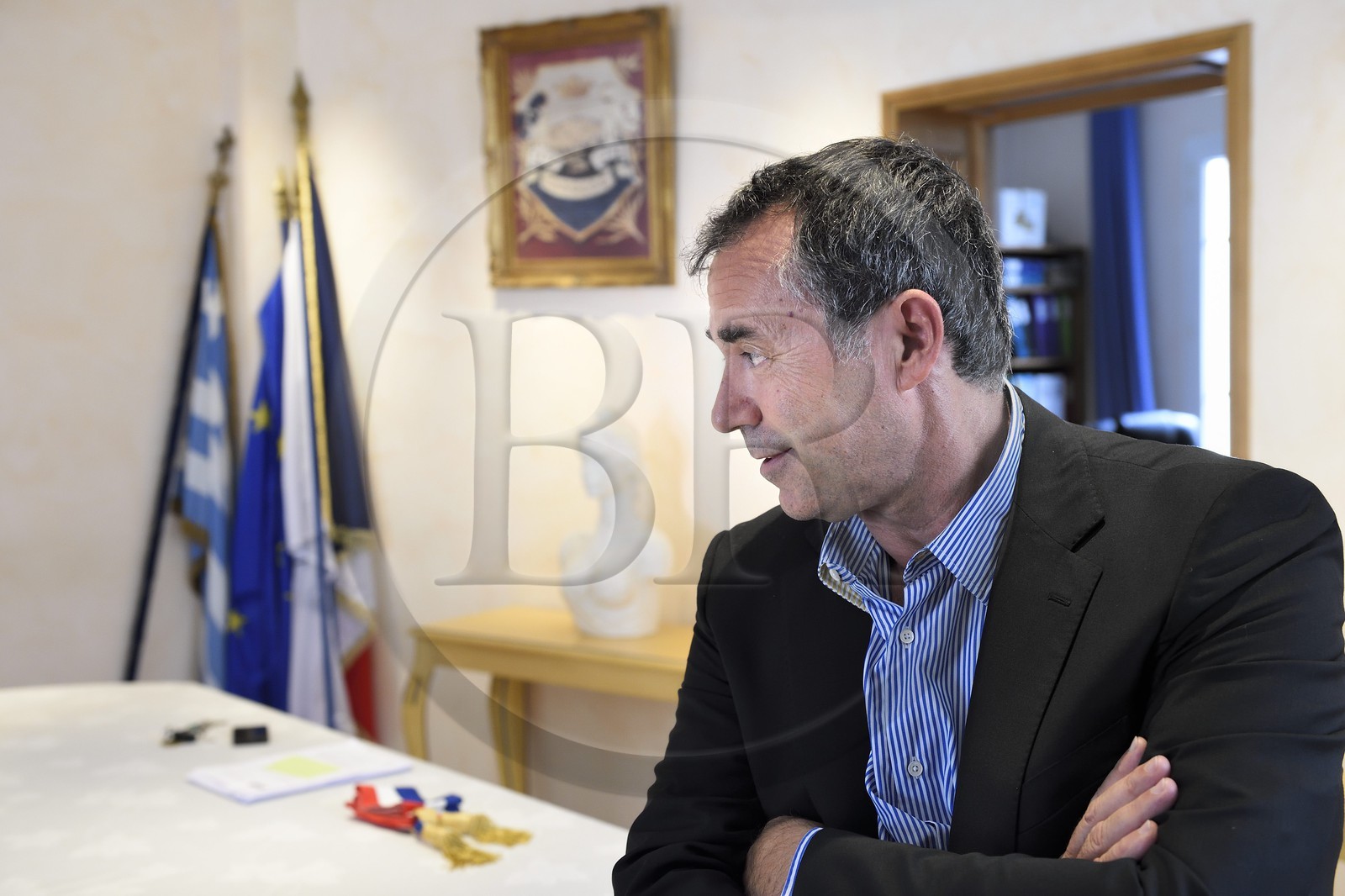 France, Corse-du-Sud (2A), Cargèse, mairie aussi appelée Casa Cumuna, le maire François Garidacci