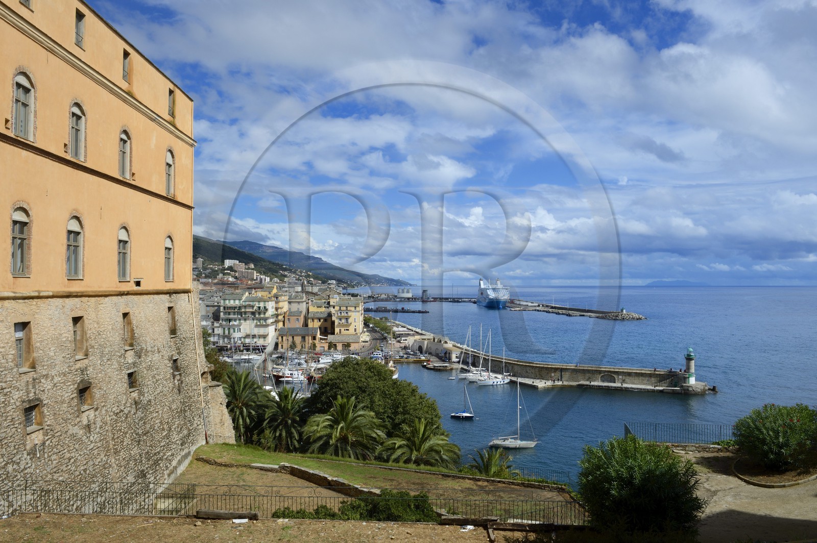 France, Haute Corse, Bastia, the Citadel district of Terra Nova, harbor view from the the palace of the Genoese governors, the Isle of Capraia of the Tuscan archipelago in the background