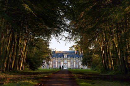France, Seine-Maritime, Pays de Caux, Tourville sur Arques, château de Miromesnil, birthplace of the French writer Guy de Maupassant, North facade at the end of a tree-lined driveway