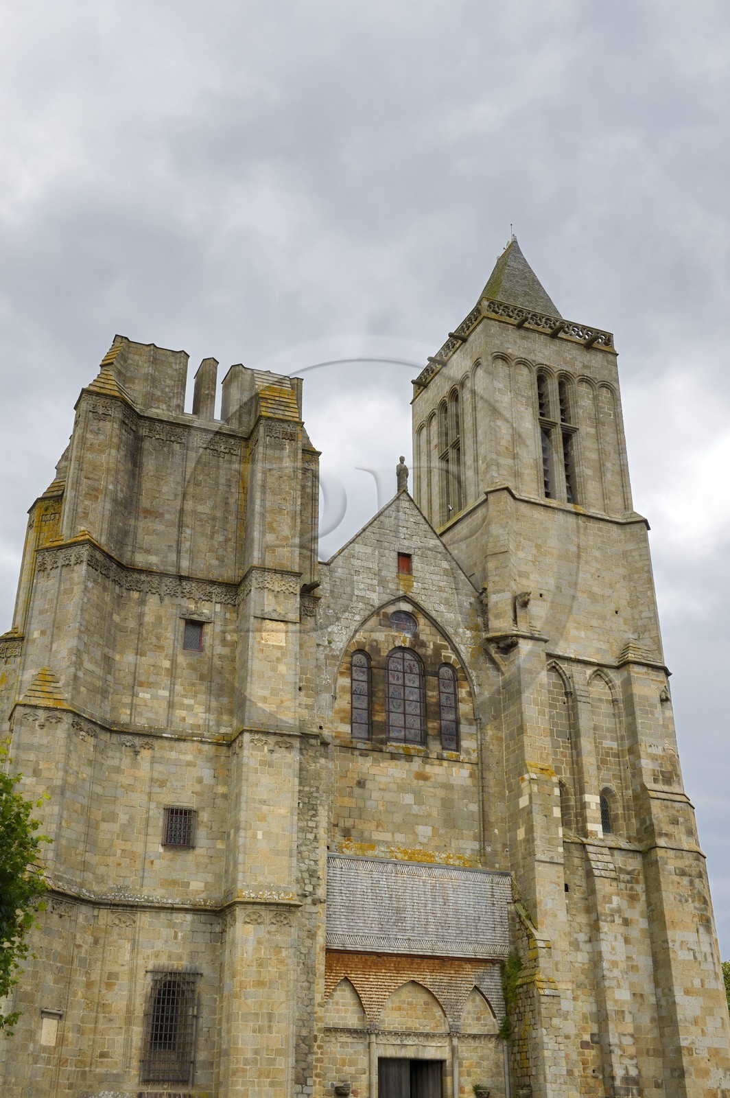 France, Ille-et-Vilaine (35), Baie du Mont-Saint-Michel, Dol-de-Bretagne, la cathédrale gothique Saint-Samson