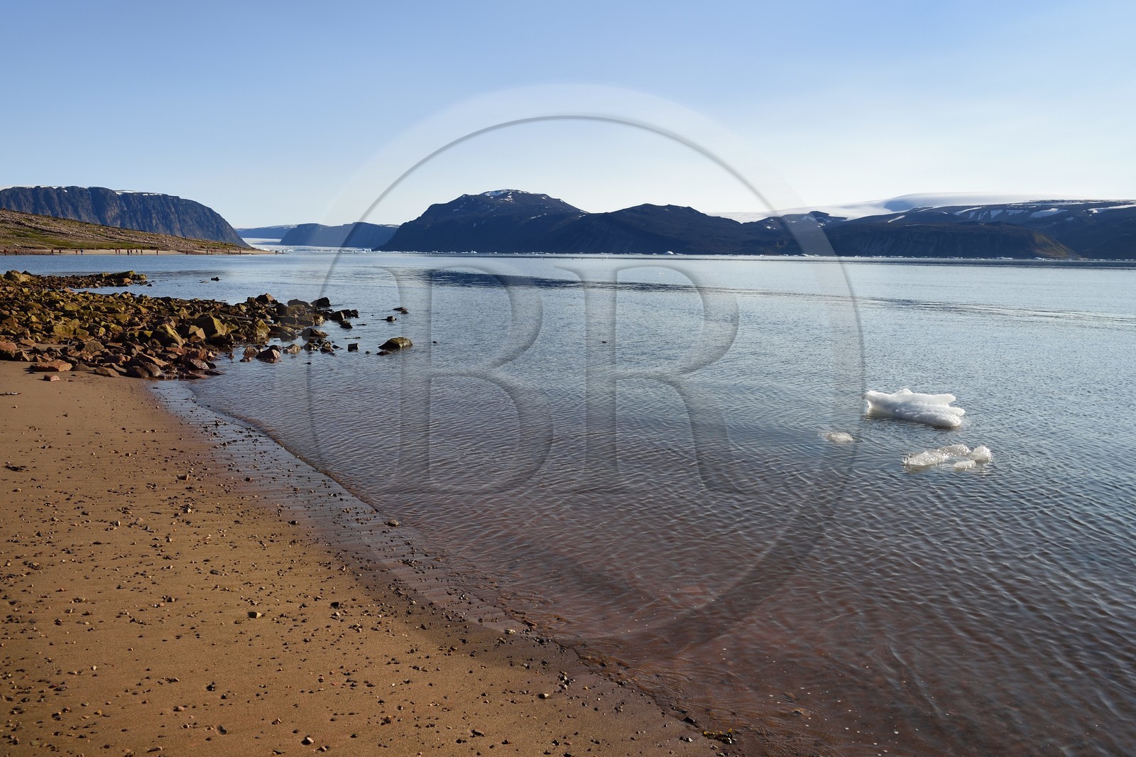 Greenland, North West coast, Murchison sound north of Baffin Bay, Robertson fjord at Siorapaluk