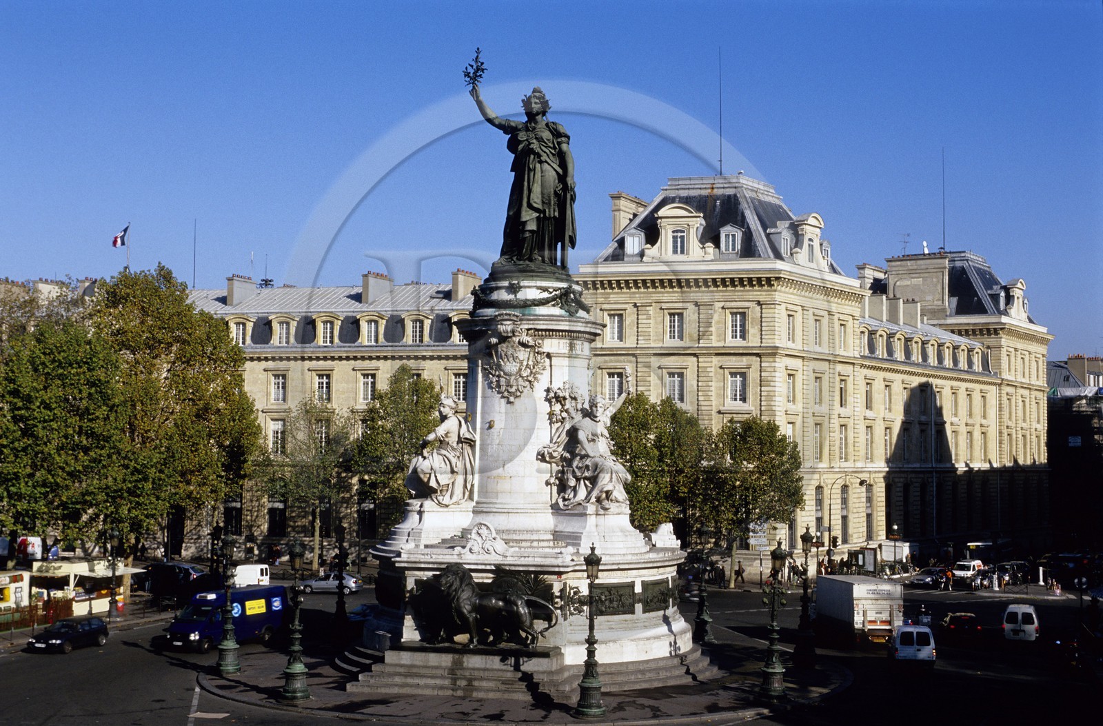 France, Paris (75), place de la République et le monument de la République