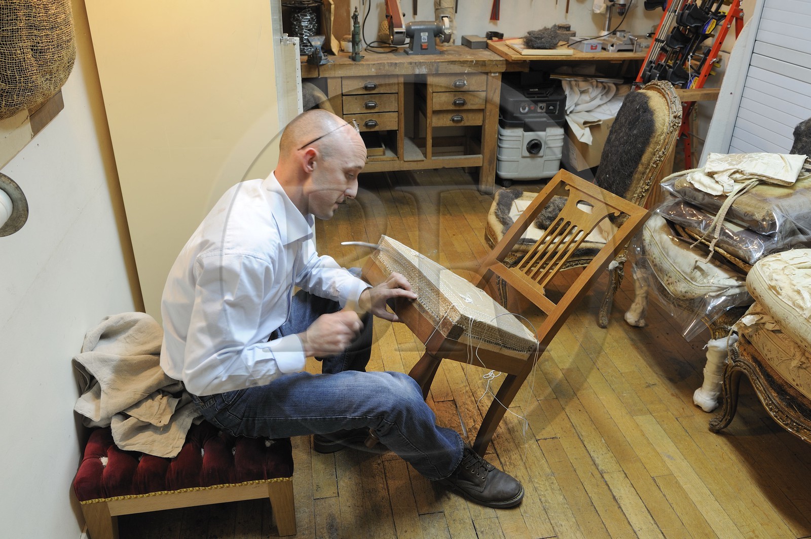 France, Yvelines, Chateau de Versailles, the castle restoration workshop, tapestry workshop, Jerome Lebouc