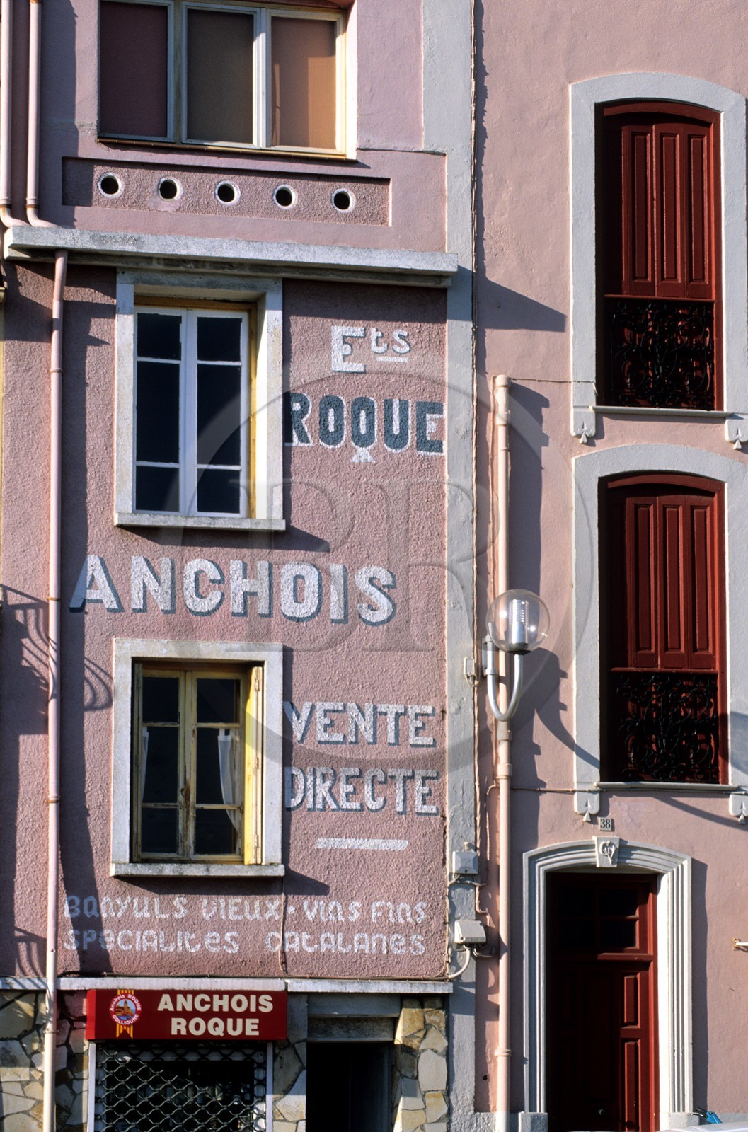 France, Pyrénées-Orientales (66), Banyuls-sur-Mer, producteur d'anchois