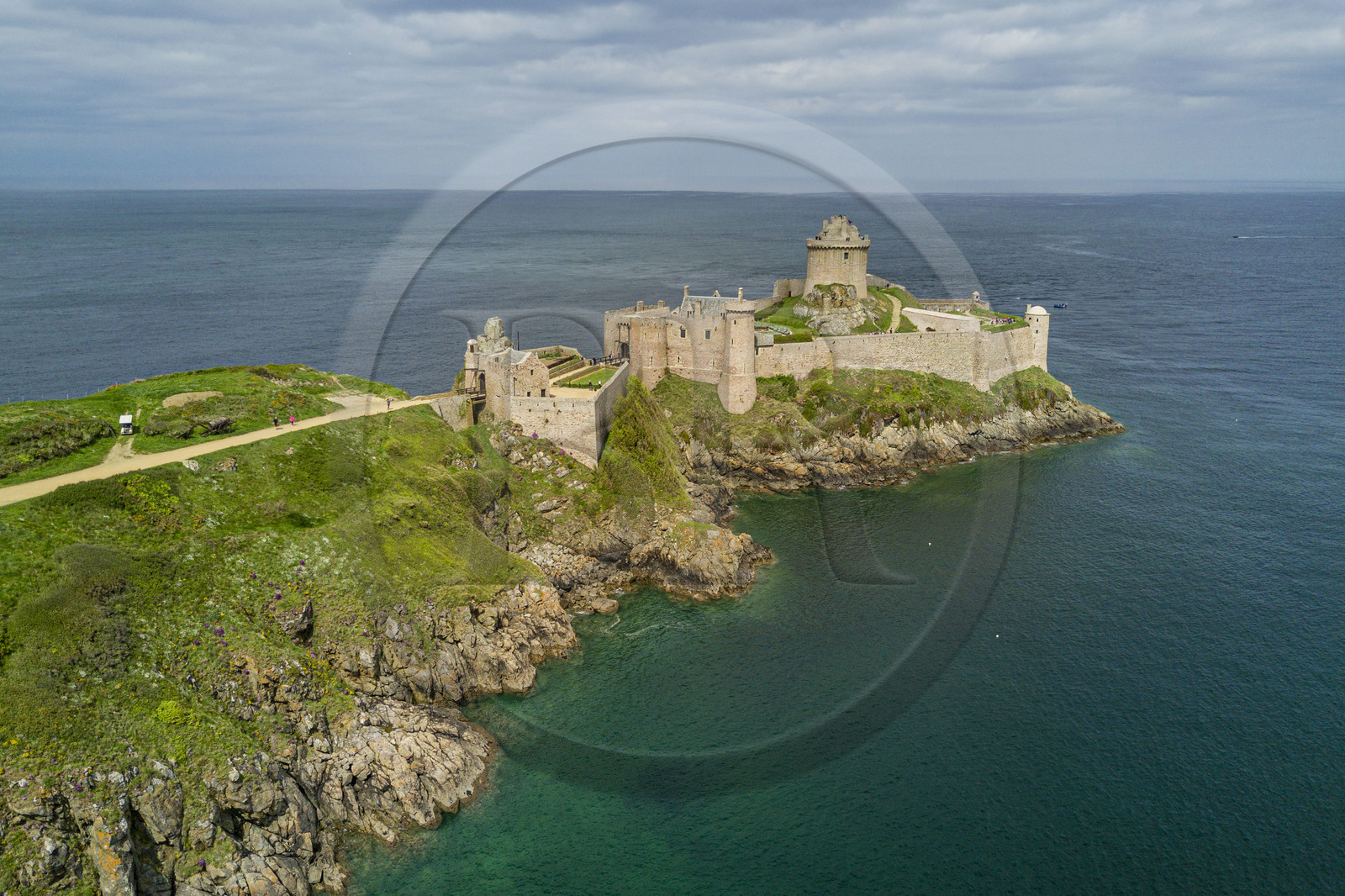 France, Ille et Vilaine, Cote d'Emeraude (Emerald Coast), Plevenon, Fort la Latte (aerial view)