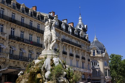 France, Hérault (34), Montpellier, Place de la Comédie, fontaine des Trois Grâces