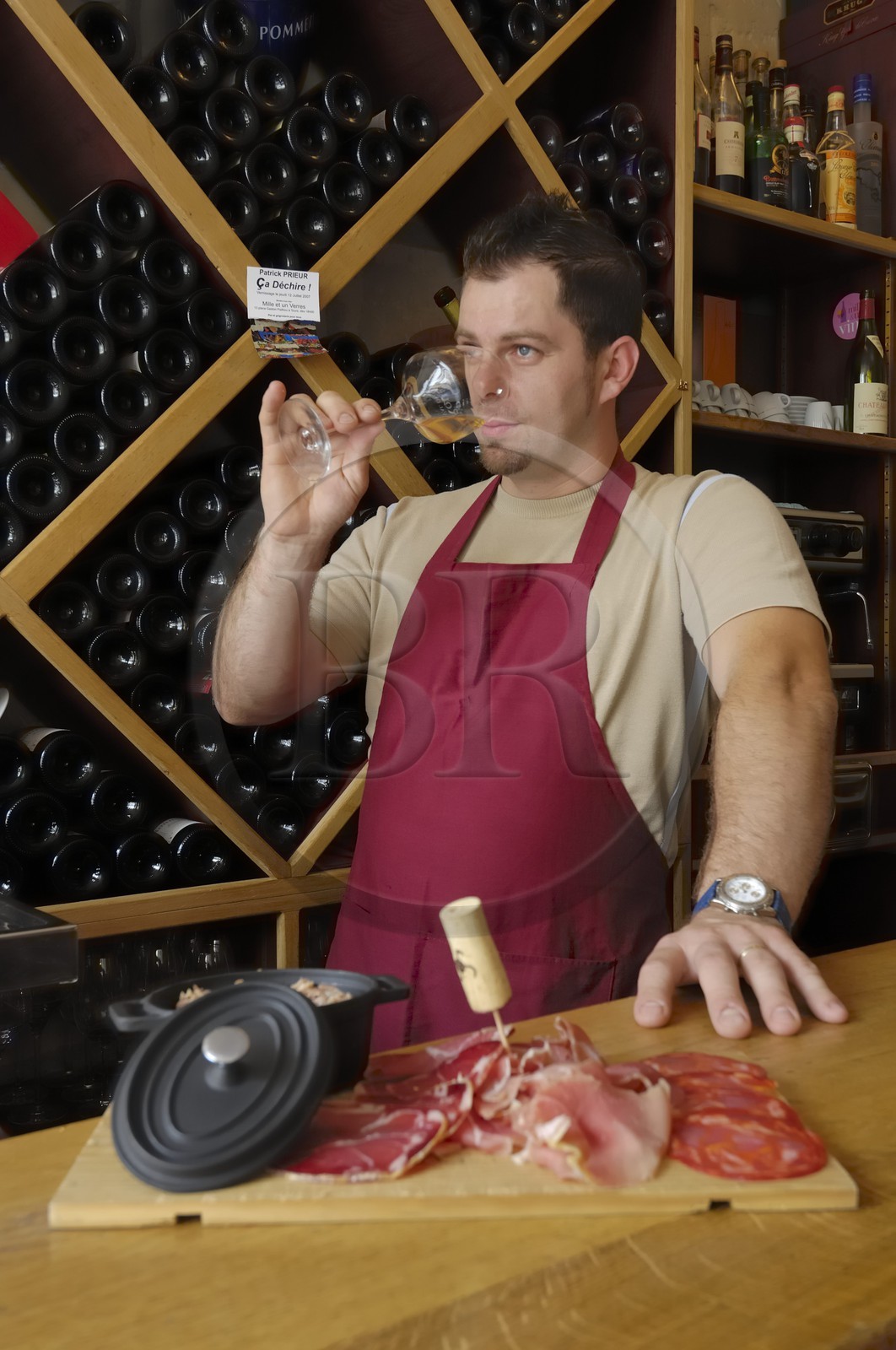 France, Indre et Loire (37), Tours, bar à vin le Mille et un Verres