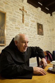 Croatia, Dalmatia, Dalmatian Coast, Franciscan Monastery on the island of Krapanj in front of Sibenik, brother and father John (Ivan Lelas) in the small refectory