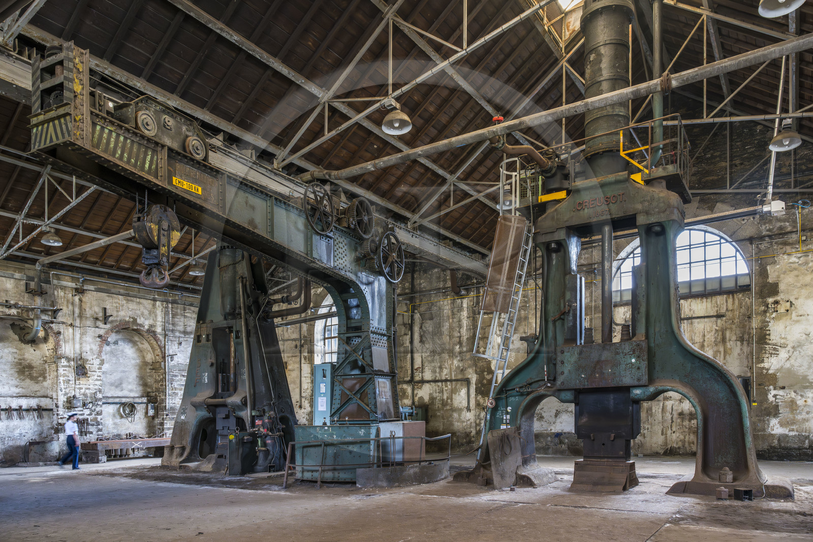France, Finistère (29), Brest, l'arsenal, le port militaire est une base navale de la Marine nationale, marteau-pilon des forges dans les anciens ateliers de l’anse de Pontaniou