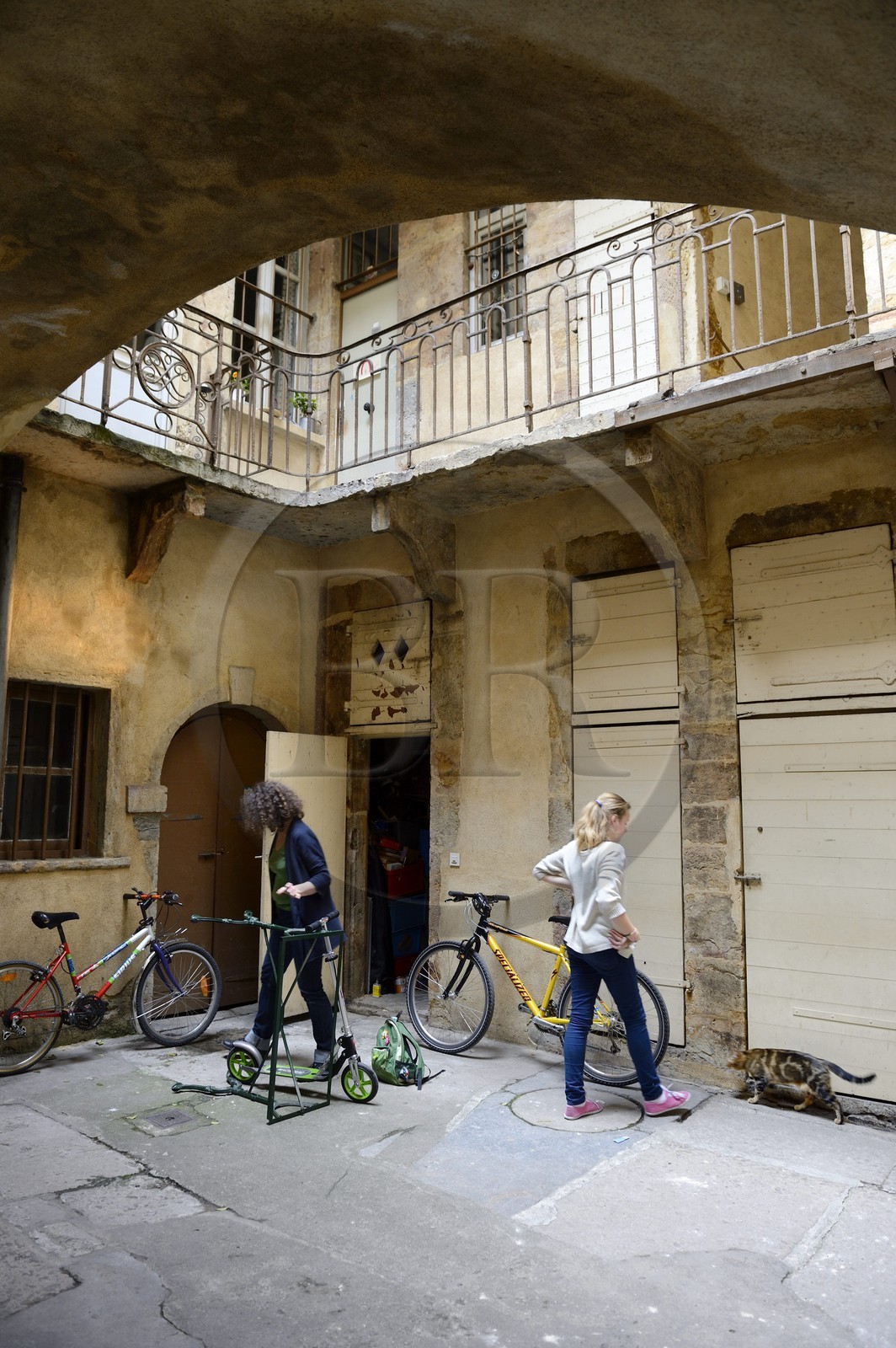 France, Rhône (69), Lyon, site historique classé Patrimoine Mondial de l'UNESCO, Vieux Lyon, traboule reliant le 27 rue du Boeuf au 54 rue Saint Jean