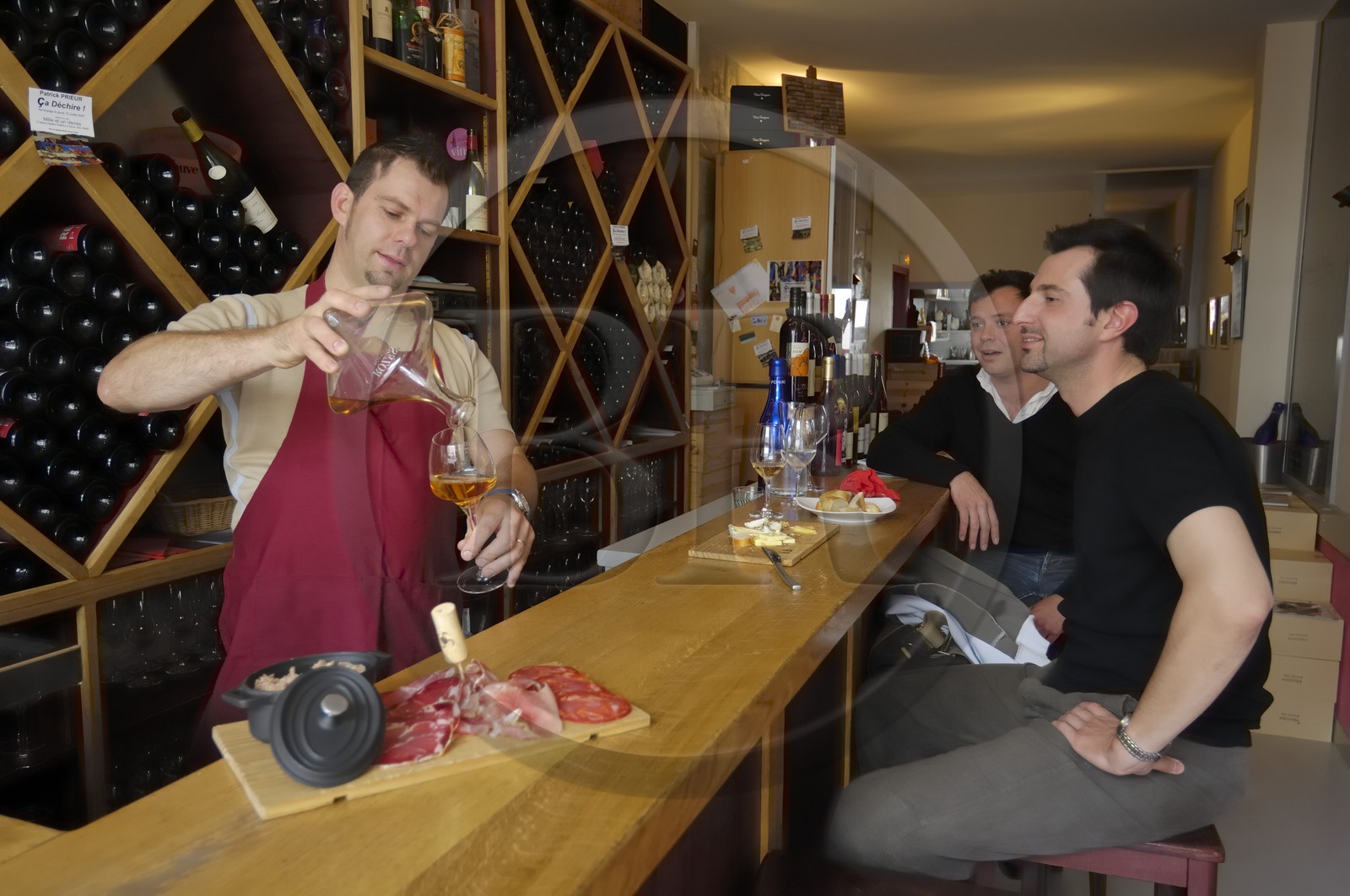 France, Indre et Loire, Tours, Mille et un Verres wine bar
