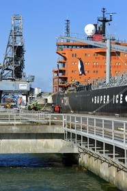 France, Charente-Maritime (17), La Rochelle, le Port Atlantique La Rochelle, port de commerce, quais dépendant de la société Sica Atlantique, tanker transportant des produits pétroliers
